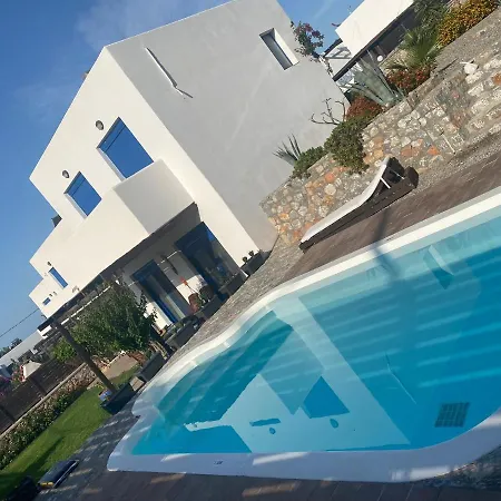 Poseidon Blue Villa *