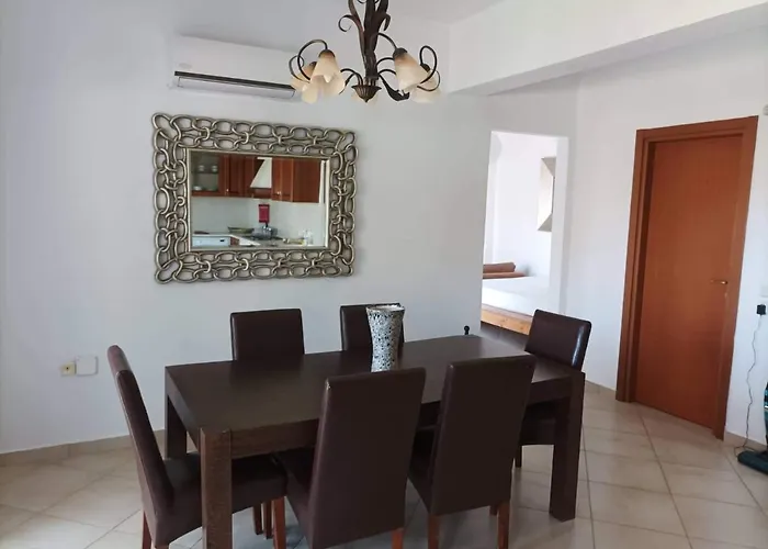 Poseidon Blue * لاردوس