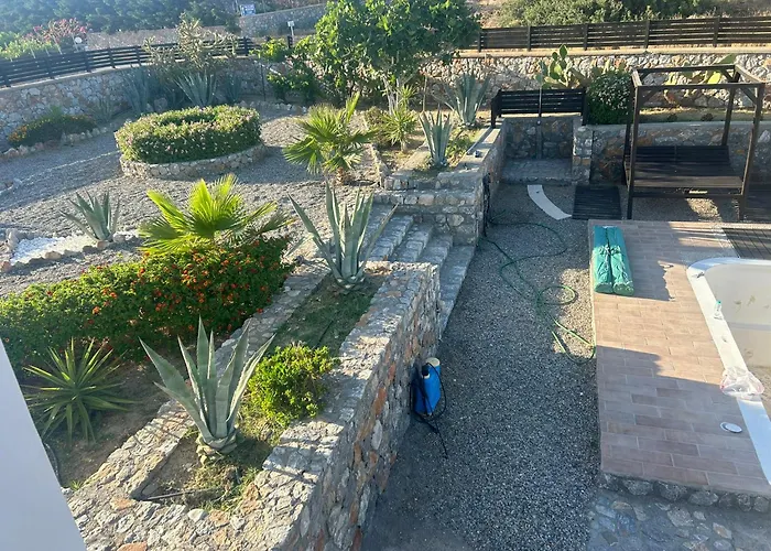 Poseidon Blue Villa Lárdosz